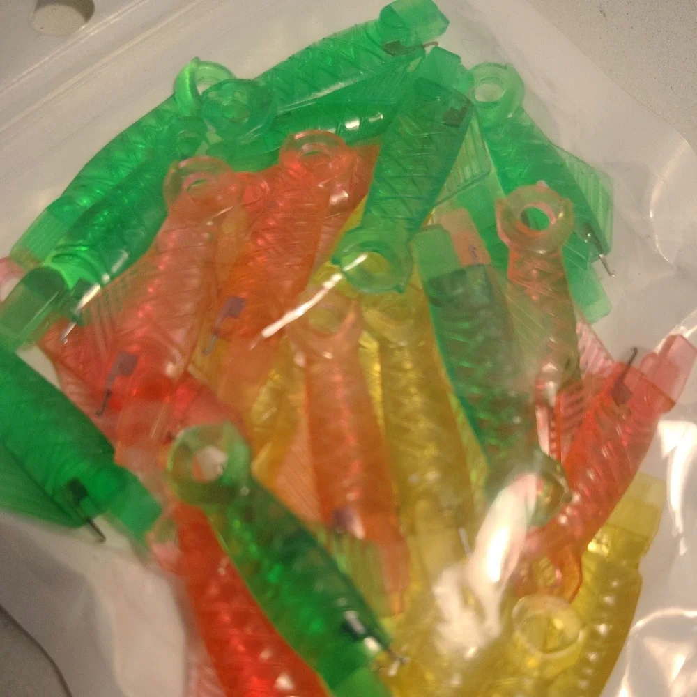 30 pcs Needle Threader Set Fish Type for Sewing Machines